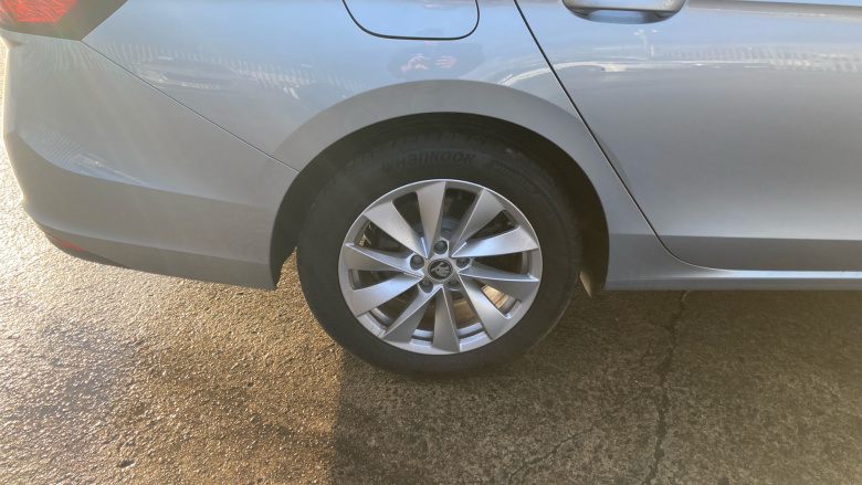 Skoda Superb 1.5 TSI e-TEC SE Technology 5dr DSG Petrol Estate